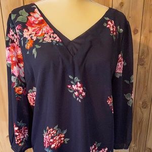 SKIES ARE BLUE Nelby V-Neck Blouse - Navy-LG..NEW
